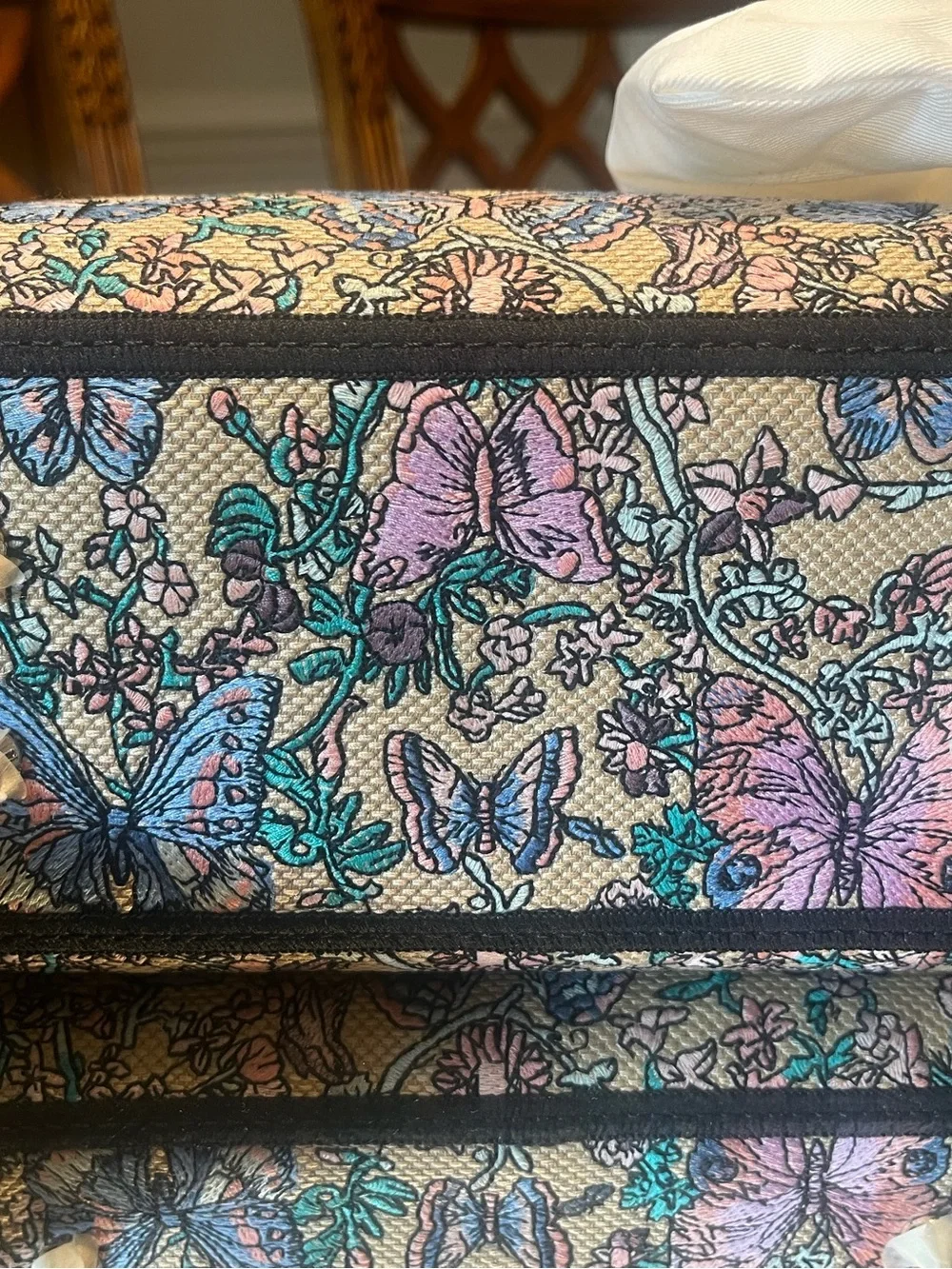 Floral Embroidered Tote Bag - Multicolor